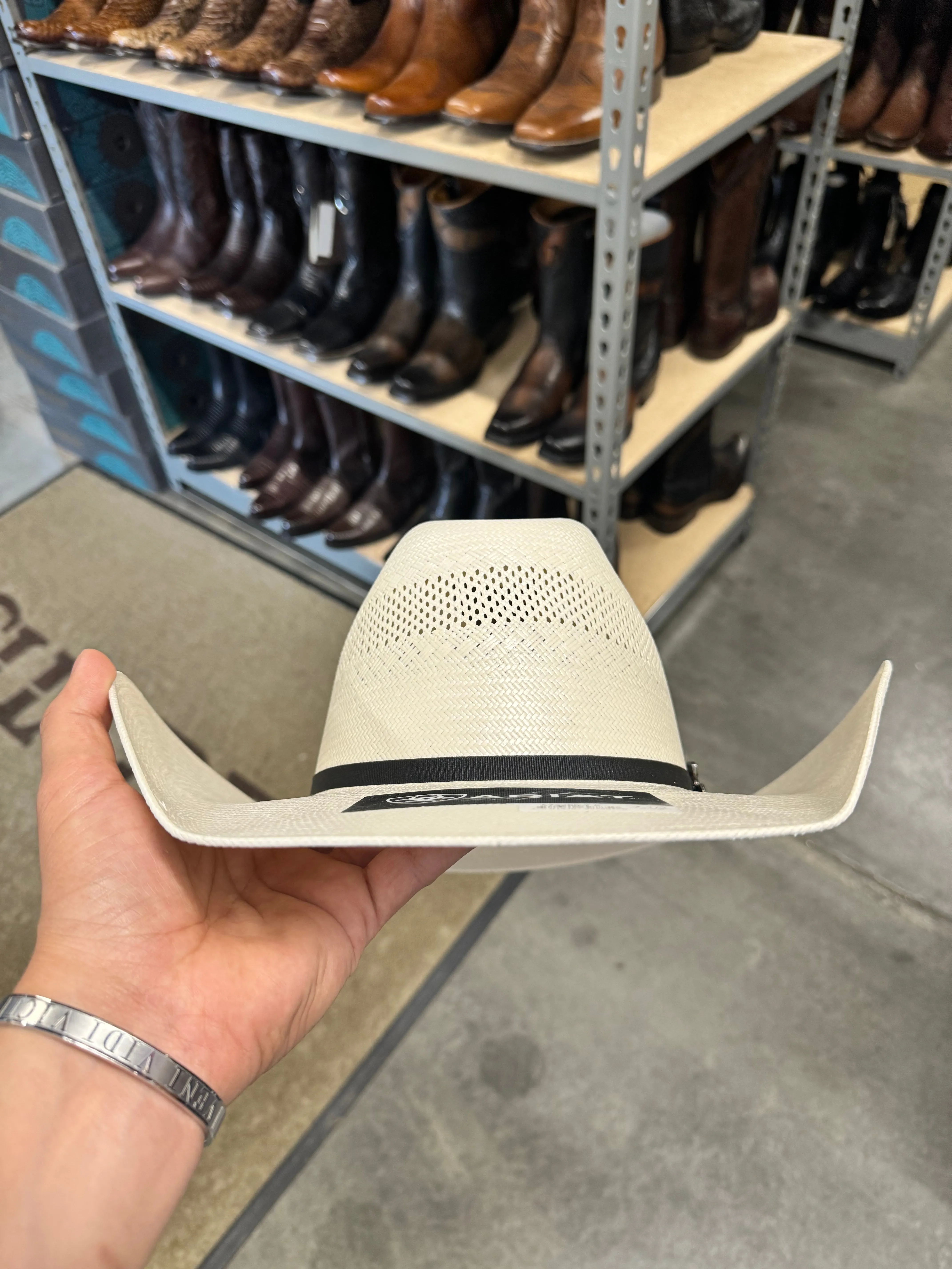 Ariat 20x Cowboy Hat - Copa Chica 4 1/8"